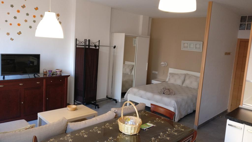 Apartmán Angosta Del Carmen Màlaga Exteriér fotografie