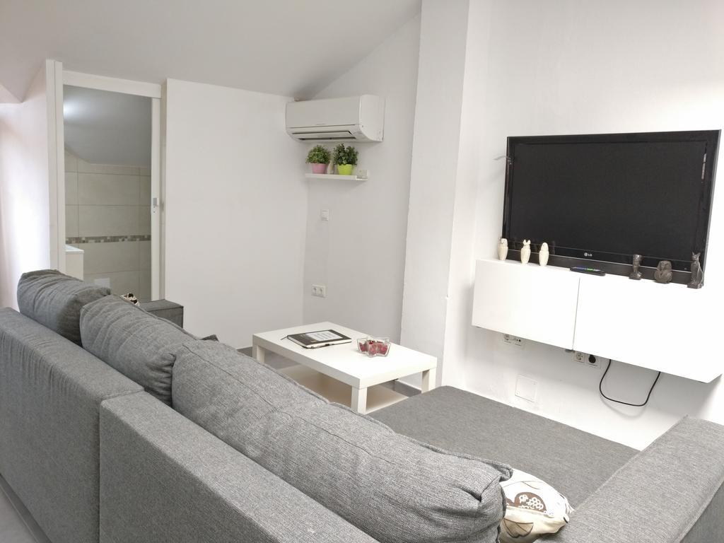Apartmán Angosta Del Carmen Màlaga Exteriér fotografie