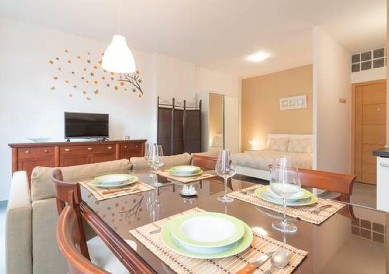 Apartmán Angosta Del Carmen Màlaga Exteriér fotografie